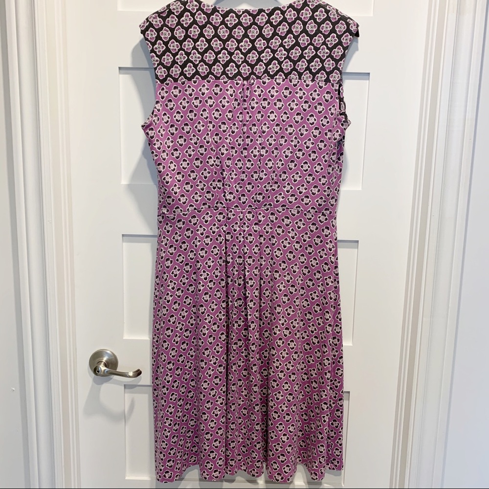 SOLD - BODEN Fit & Flare Sleeveless Floral Dress - Picture 4 of 8